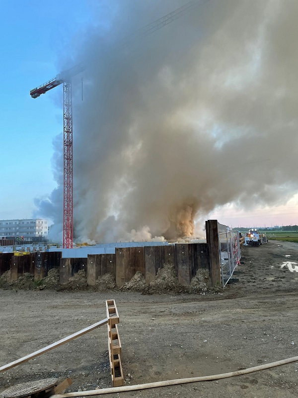 Brand auf Baustelle im Wohnpark Pixendorf